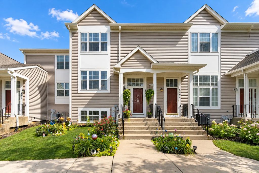 2905 Shelly Lane, Aurora