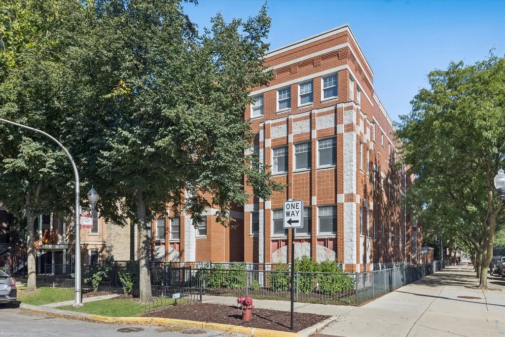 1400 W Byron Street 2e, Chicago