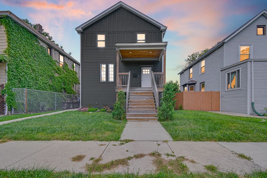 612 S 13th Avenue, Maywood
