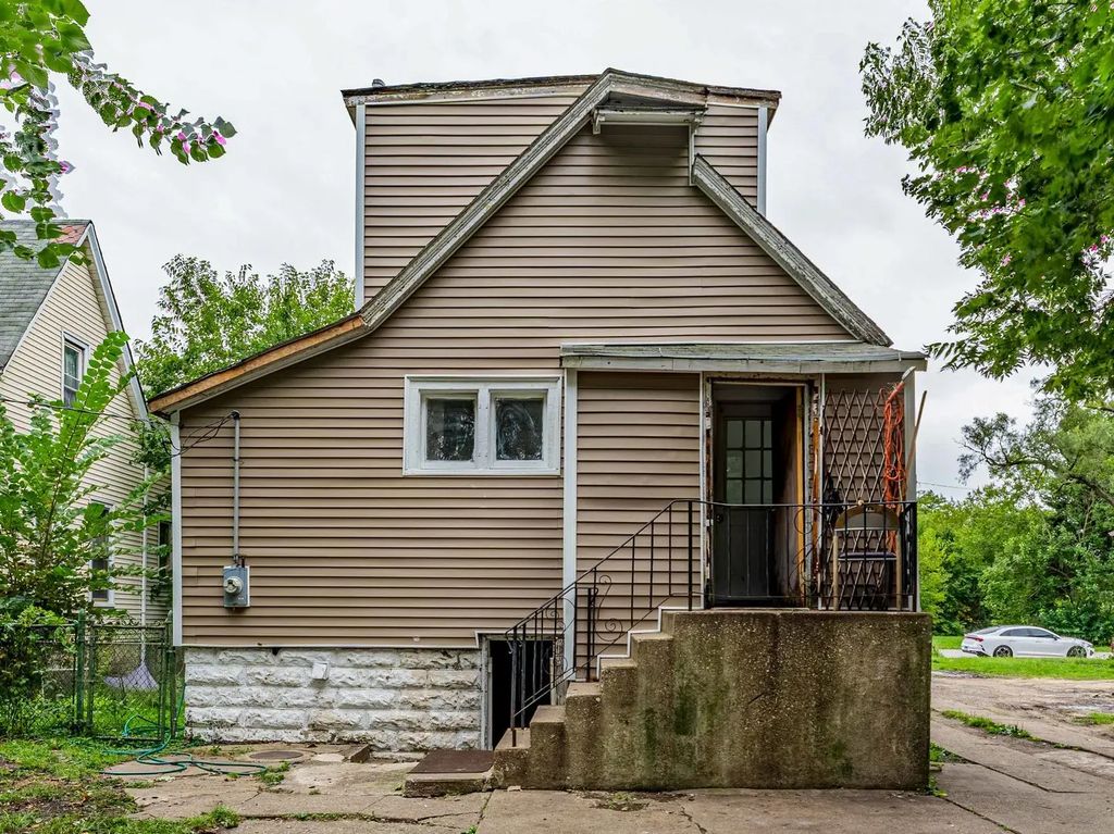 11548 S State Street, Chicago