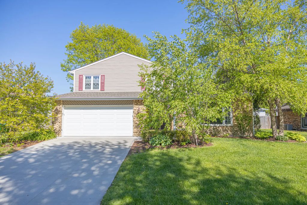 518 David Drive, Shorewood