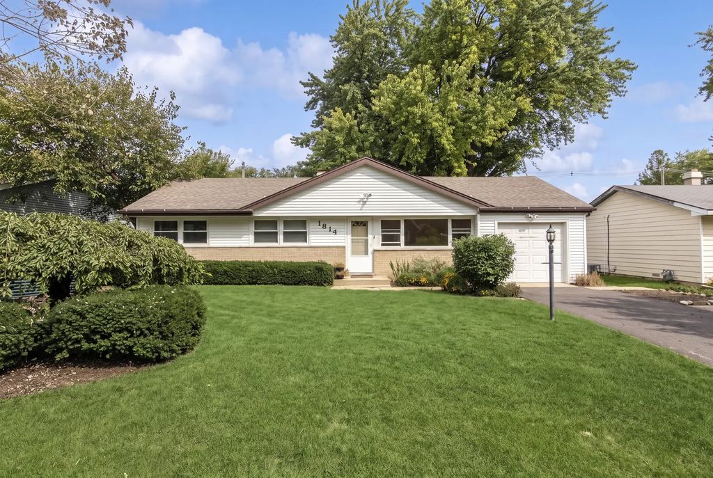 1814 Grandview Drive, Johnsburg