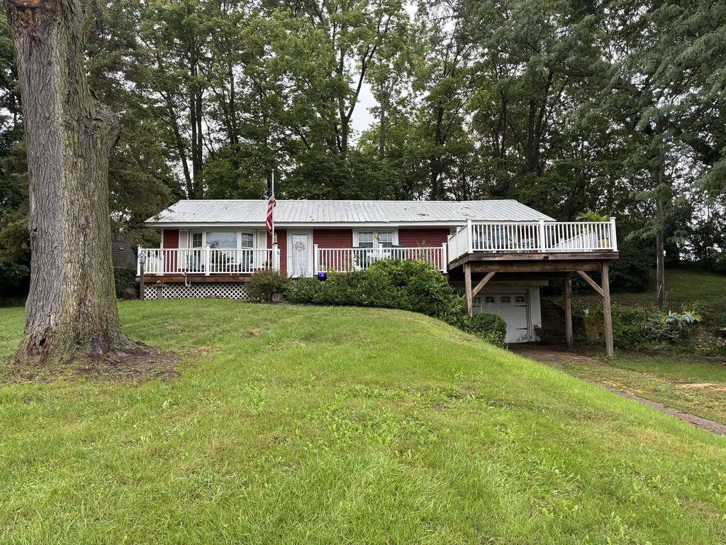 2820 67 Highway, Camanche