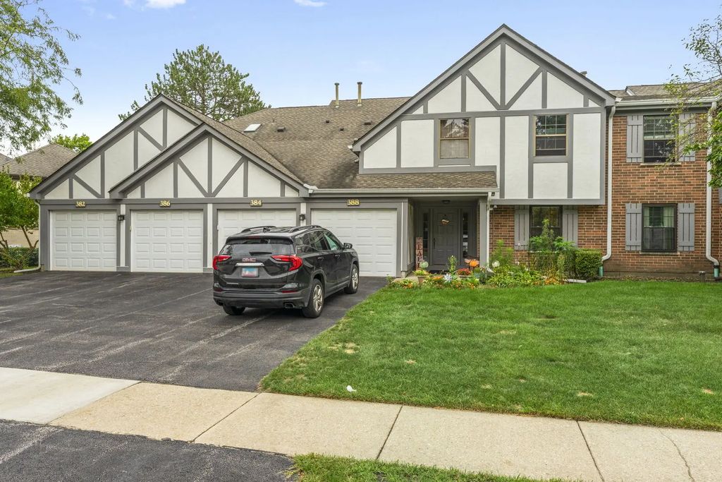 386 Elizabeth Drive 386, Wood Dale