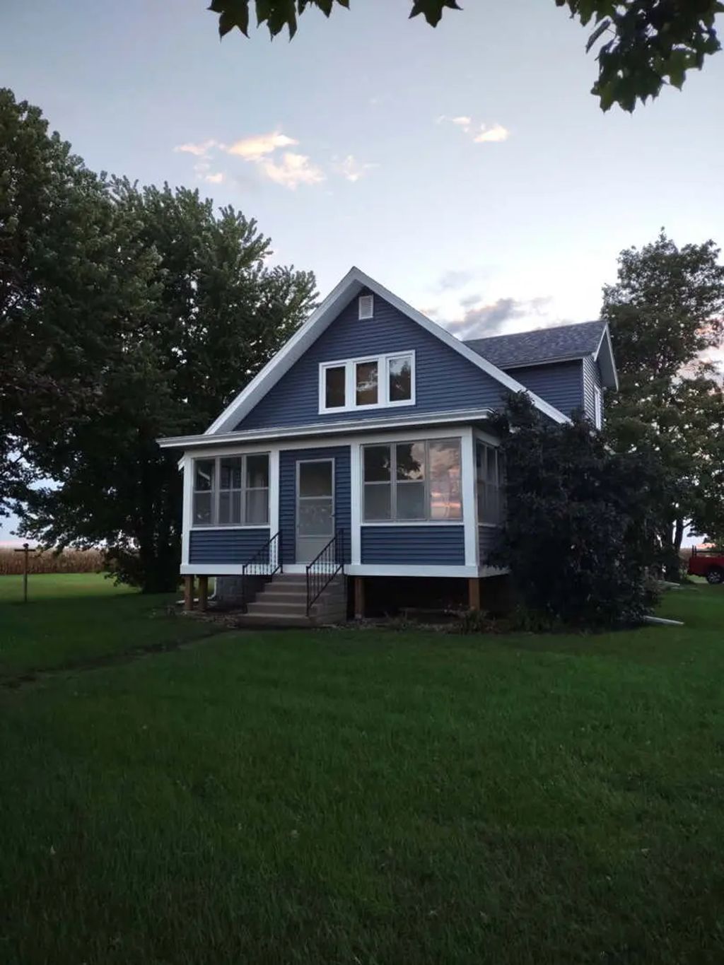 573 County Road 2050e Road, Varna