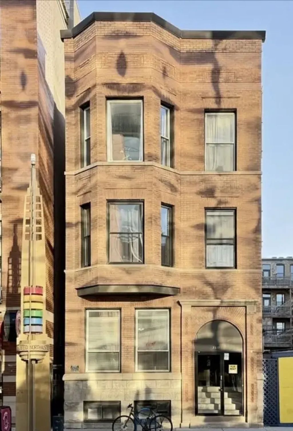 3512 N Halsted Street 2ff, Chicago