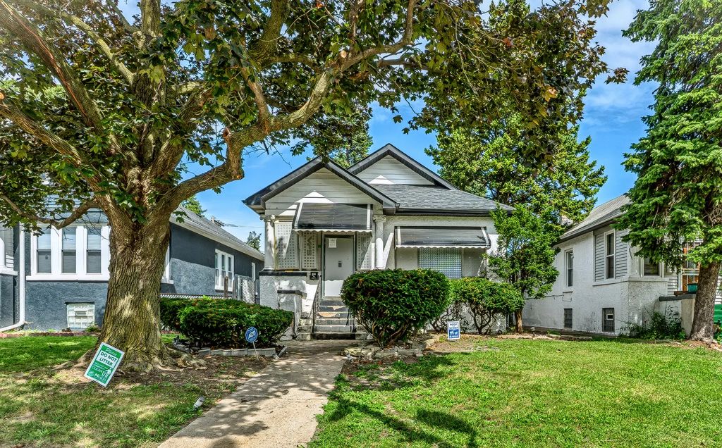 616 W 111th Street, Chicago