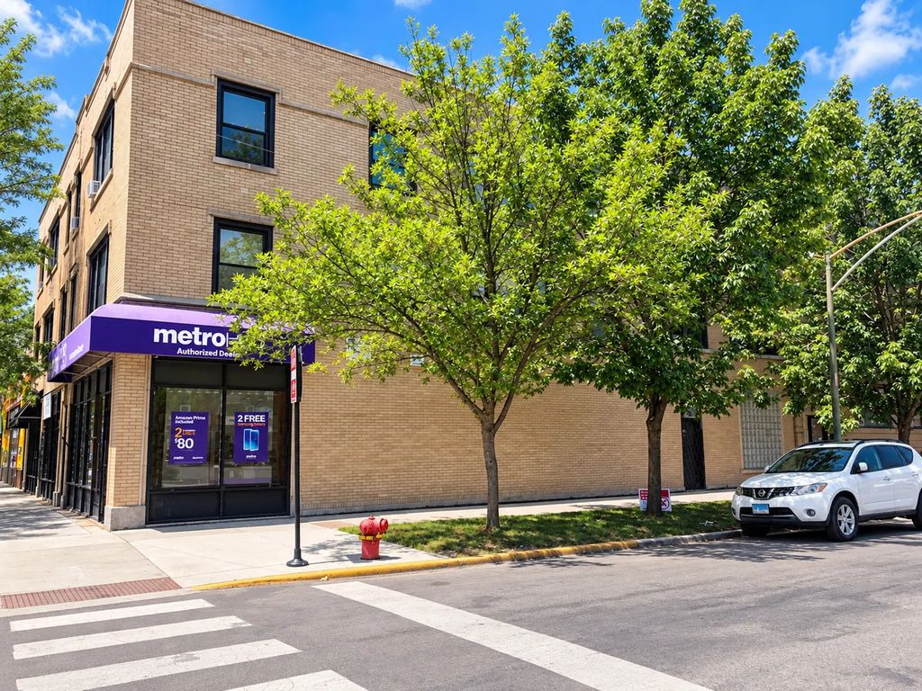 2410 N Kildare Avenue 1, Chicago