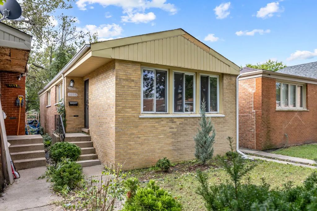 1115 W 110th Street, Chicago