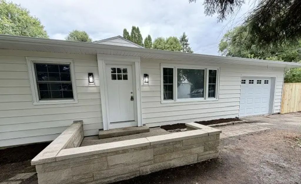 333 Bethany Road, Sycamore