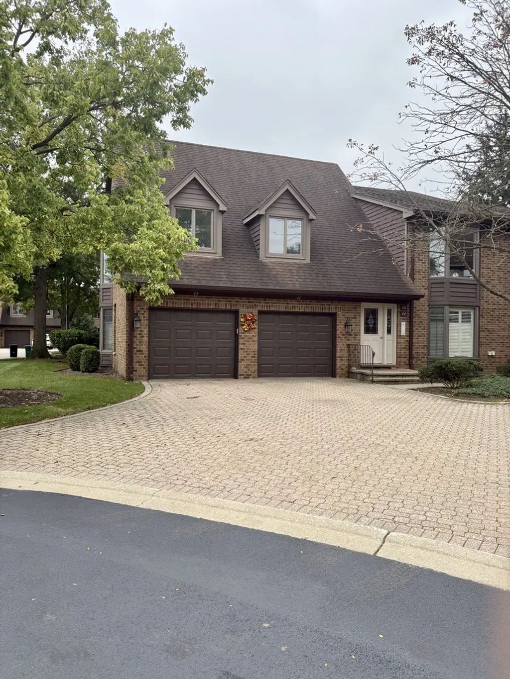 44 Queens Court 44, Westchester