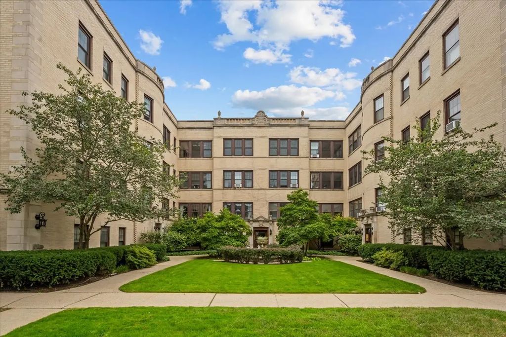 906 Greenwood Street 3e, Evanston