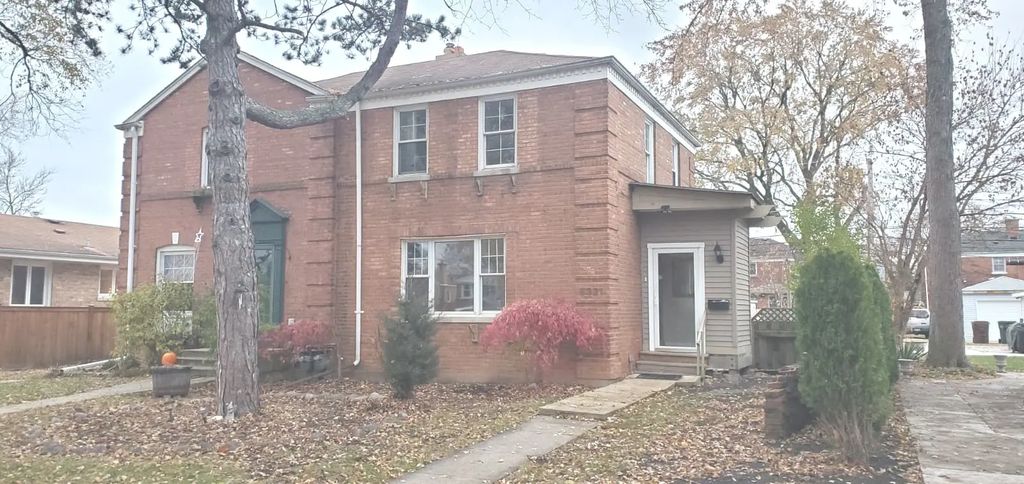 8321 Monticello Avenue 8321, Skokie