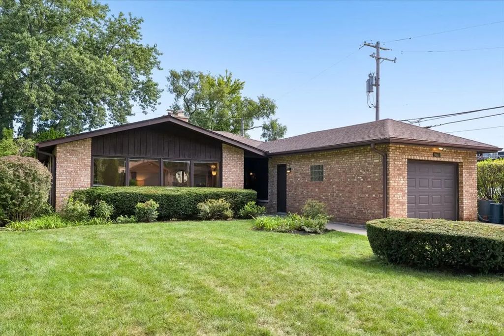 9617 Keystone Avenue, Skokie