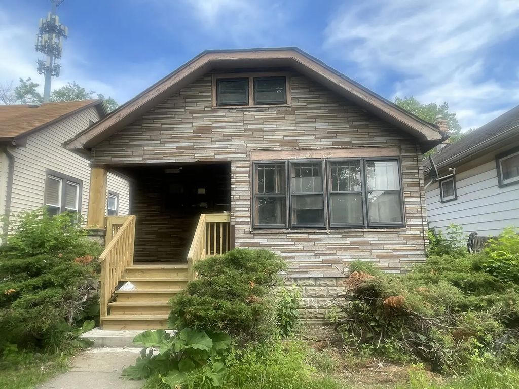 10805 S Eggleston Avenue, Chicago