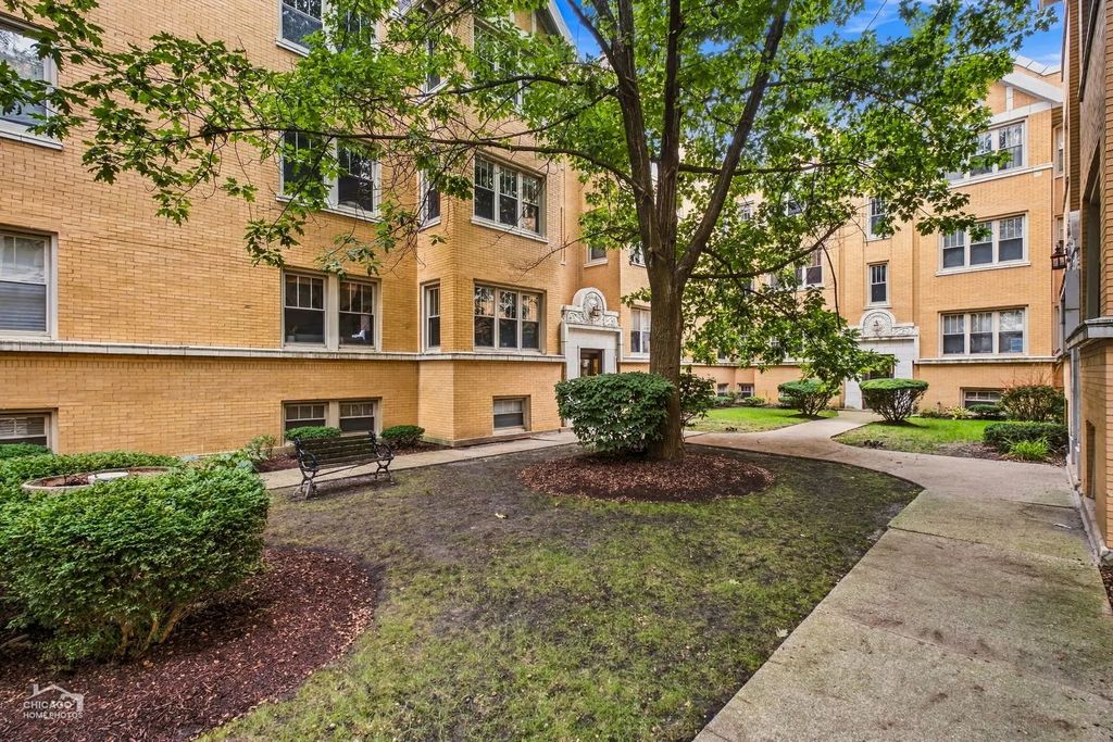 3131 W Palmer Boulevard G, Chicago