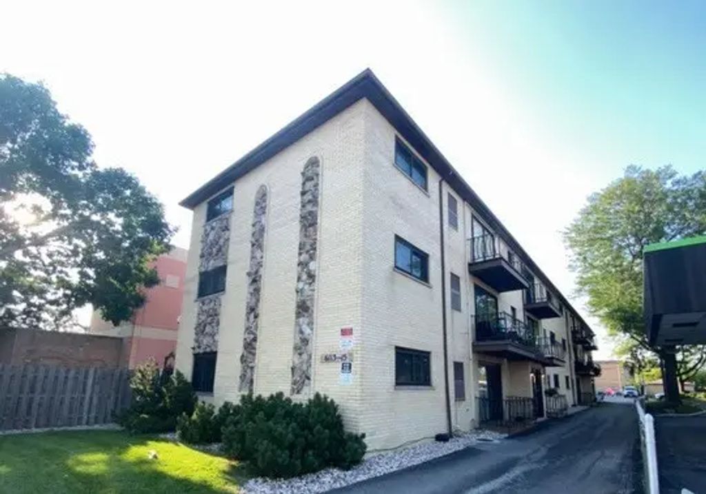 6115 S Archer Avenue 1s, Chicago