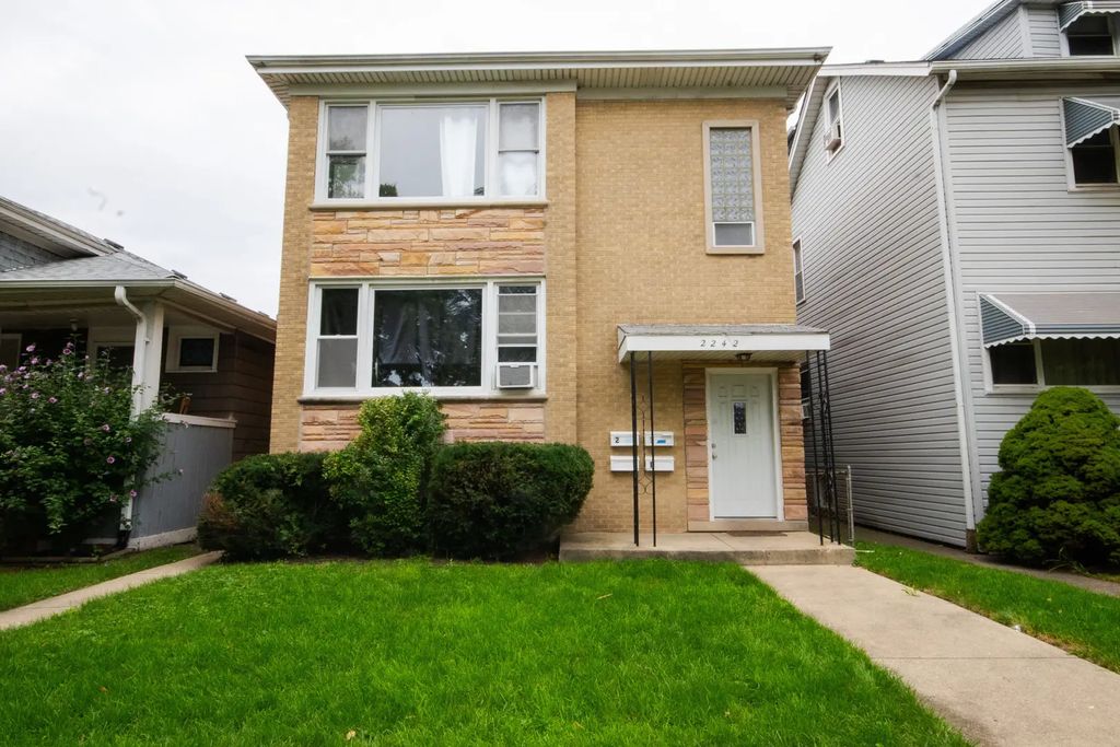 2242 N Narragansett Avenue, Chicago