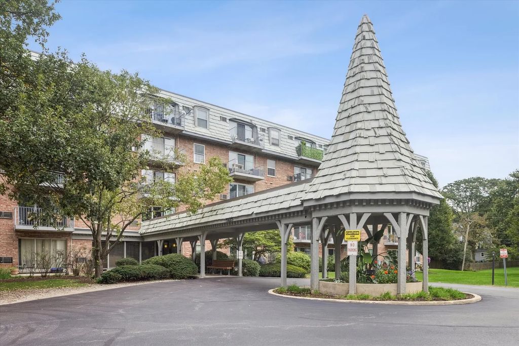 5125 Blodgett Avenue 507, Downers Grove