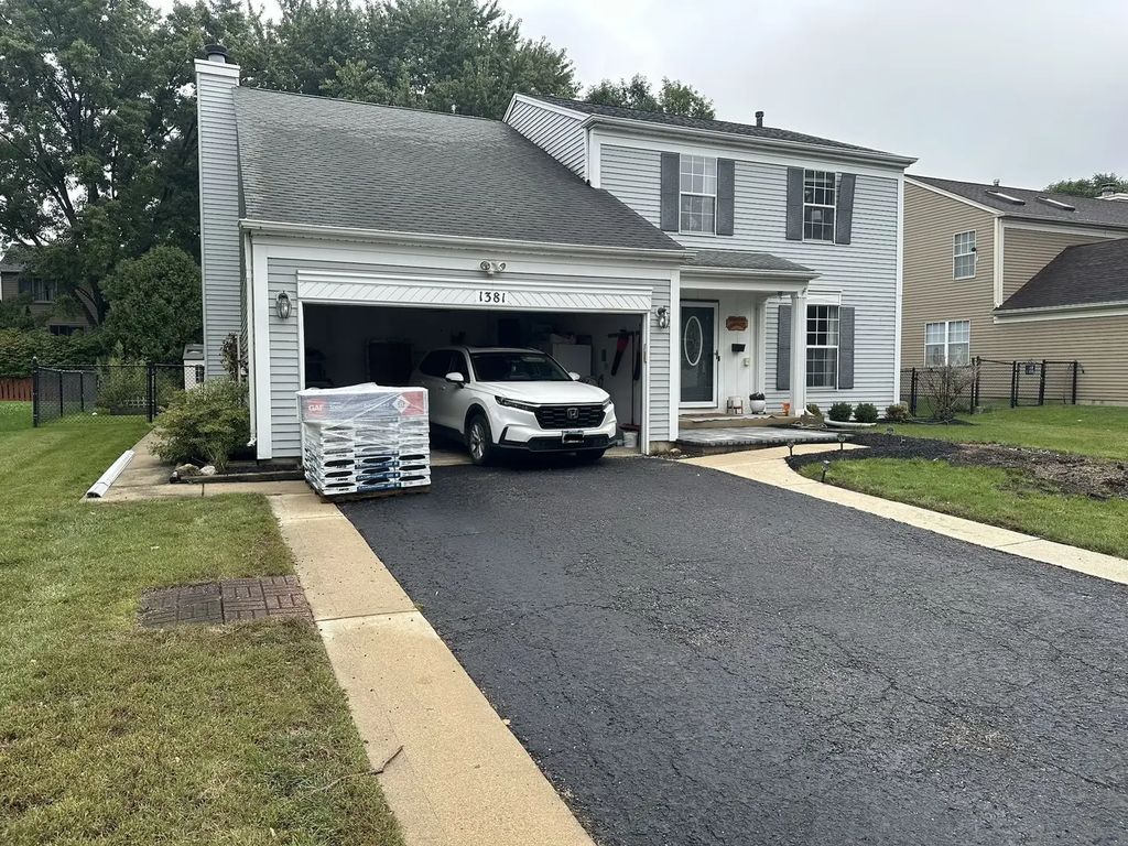 1381 Glacier Parkway, Algonquin