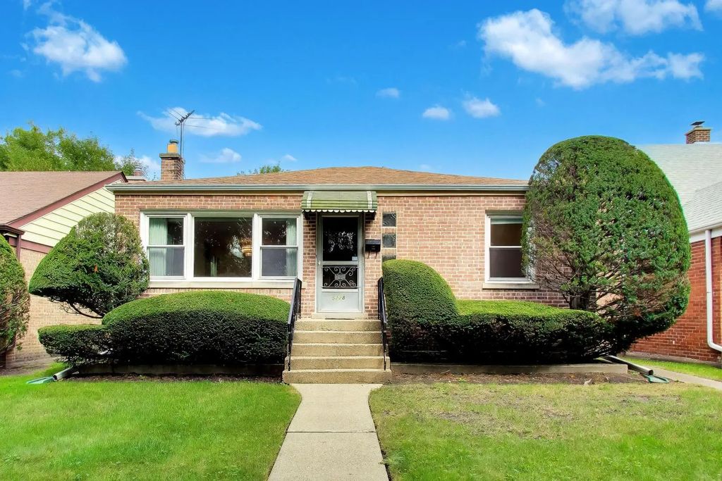 5228 Davis Street, Skokie