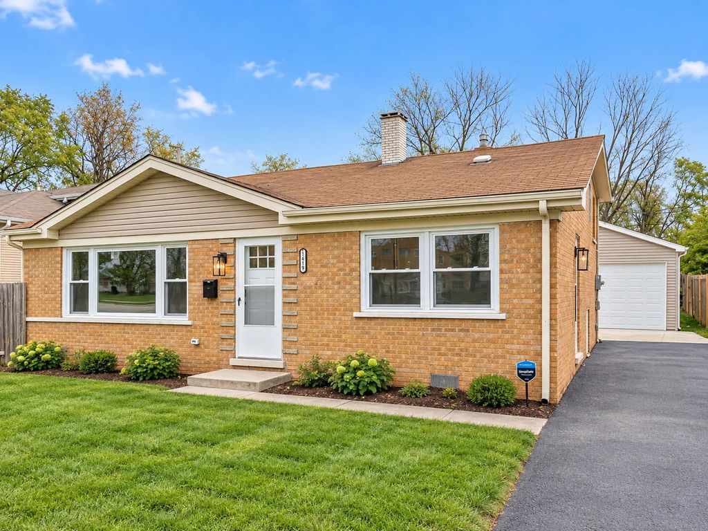 17419 Kedzie Avenue, Hazel Crest
