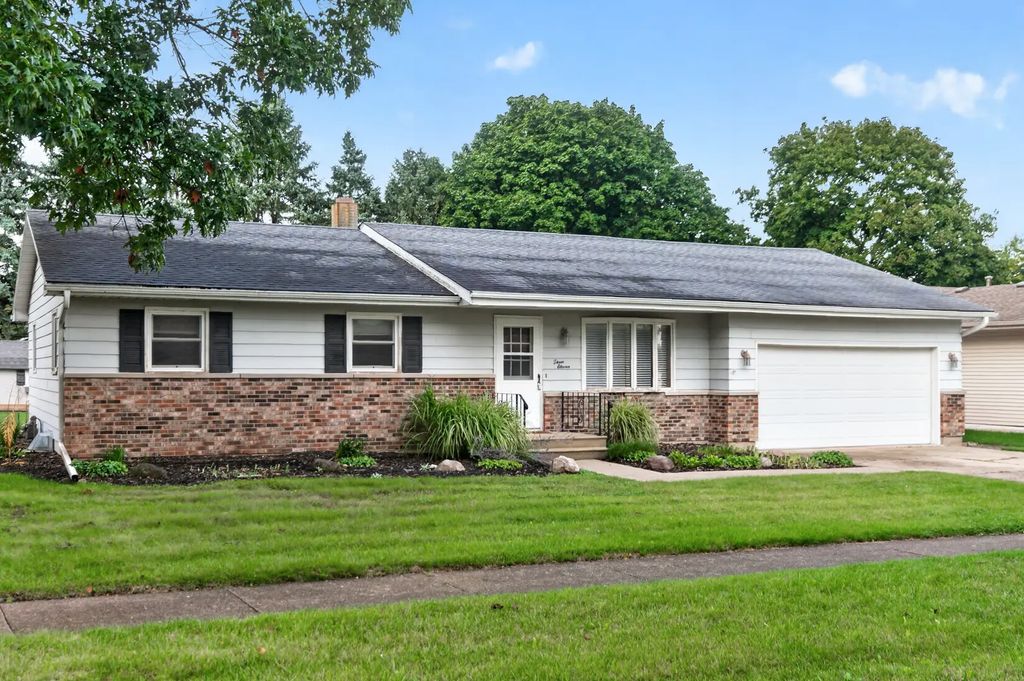 311 George Street, Sycamore