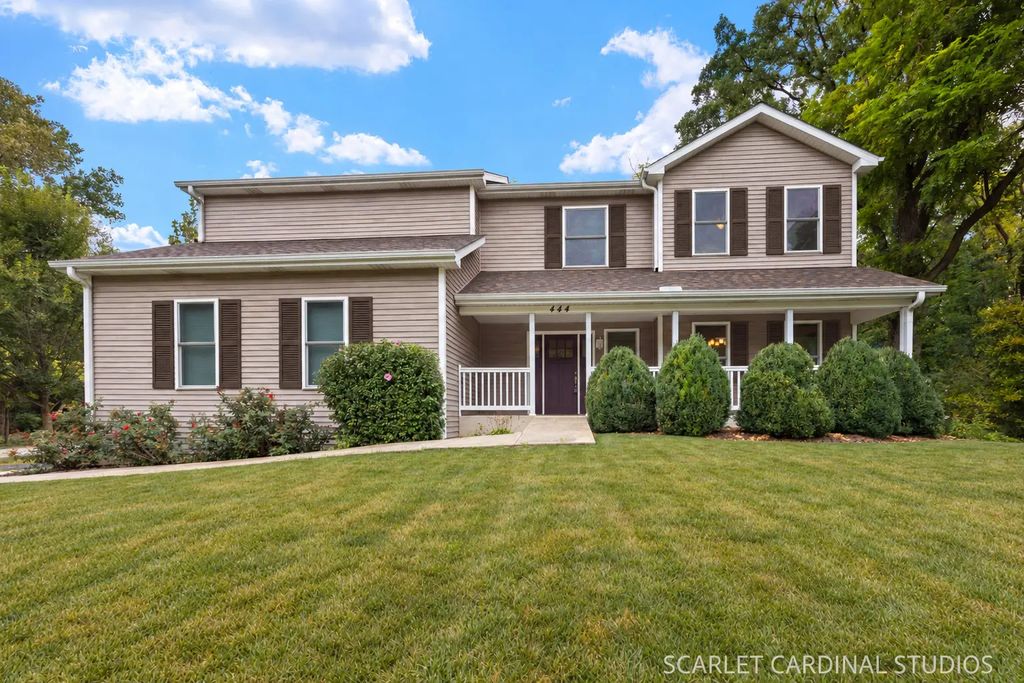 444 Cambridge Way, Bolingbrook