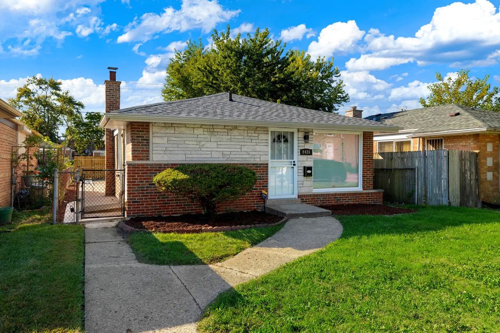 9426 S Peoria Street, Chicago