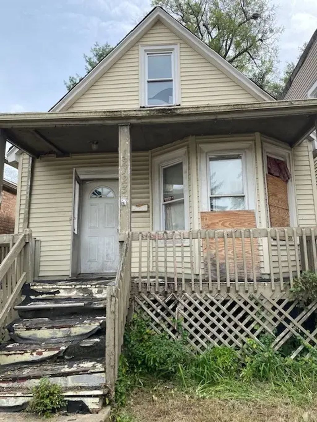 12123 S Emerald Avenue, Chicago