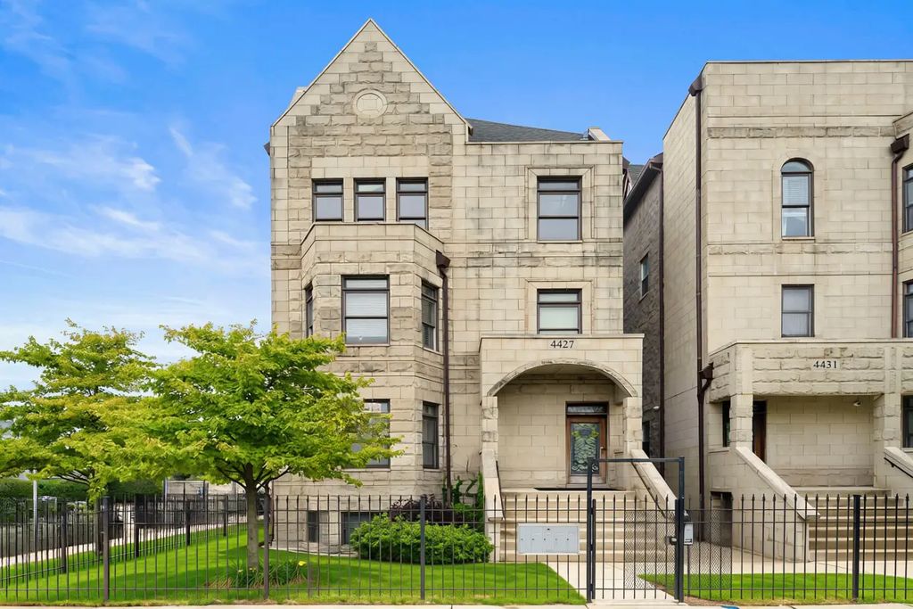 4427 S Oakenwald Avenue 4, Chicago
