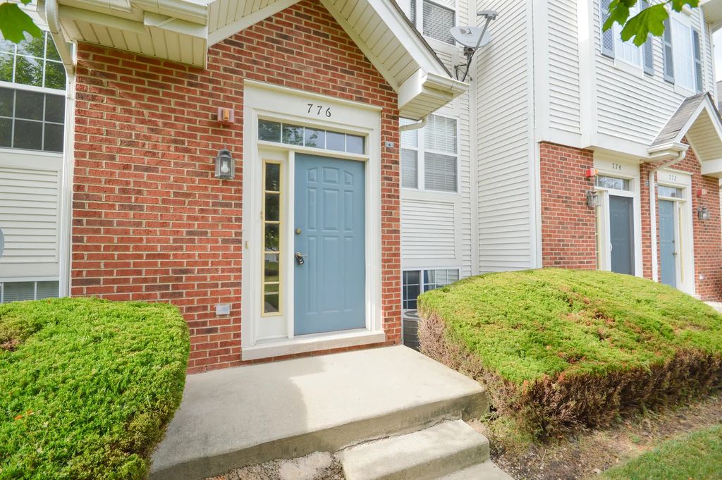 776 River Walk Drive, Wheeling