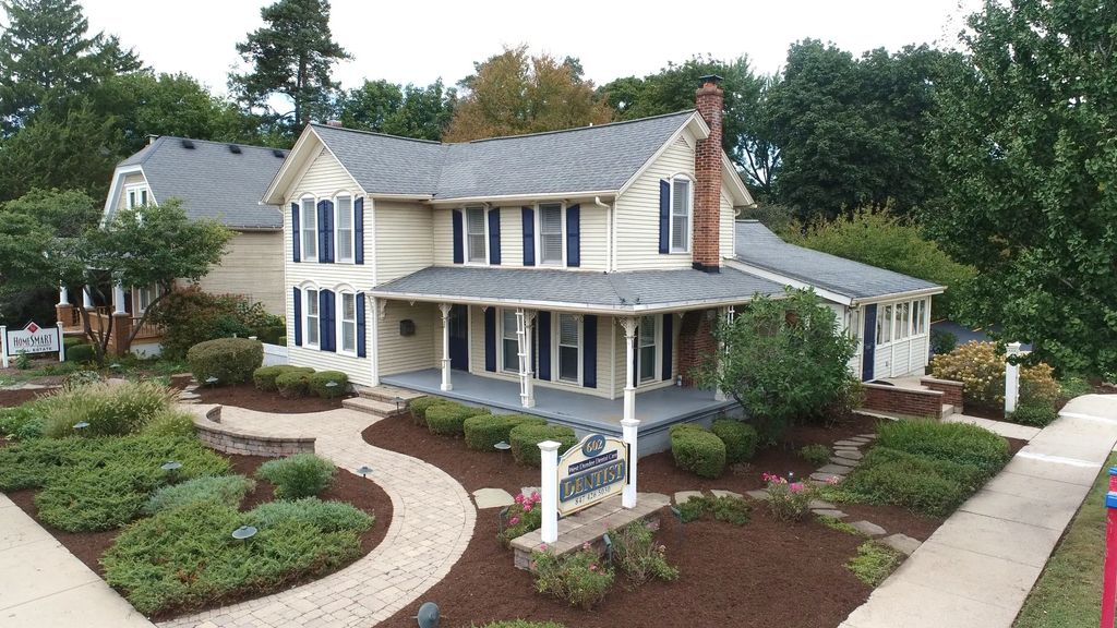 602 W Main Street, West Dundee