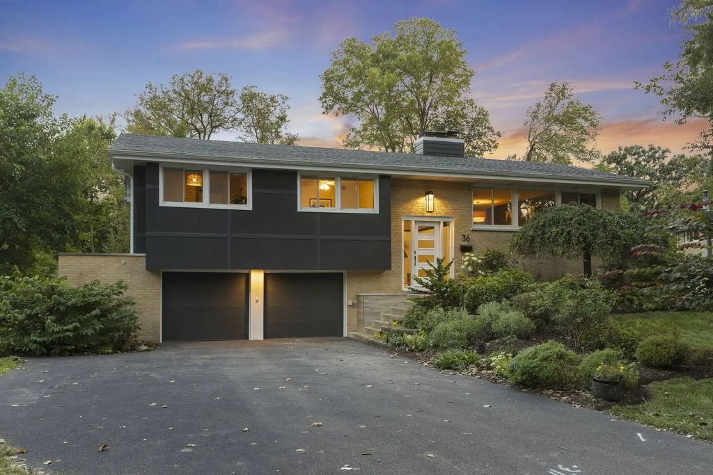 36 Golden Larch Court, Naperville