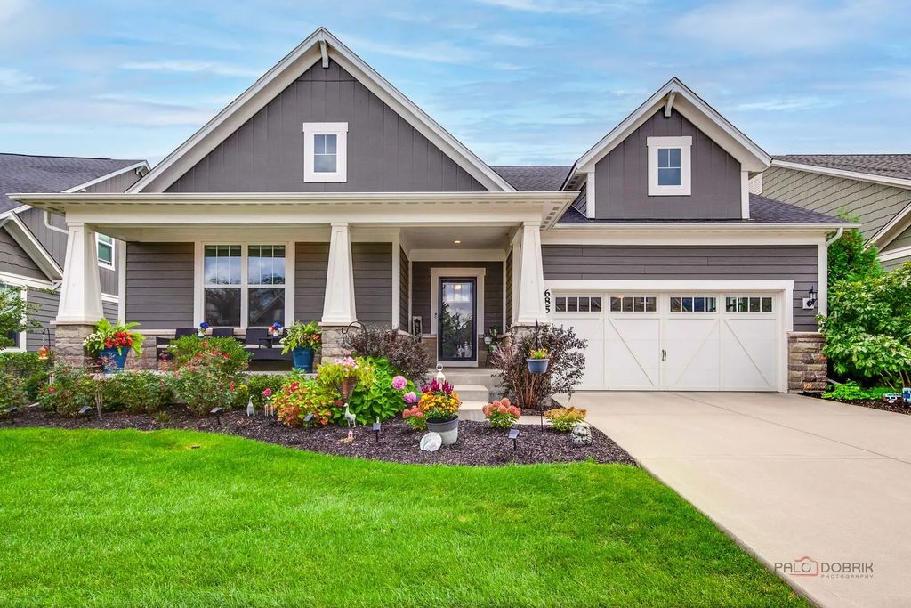 685 Insull Drive, Vernon Hills
