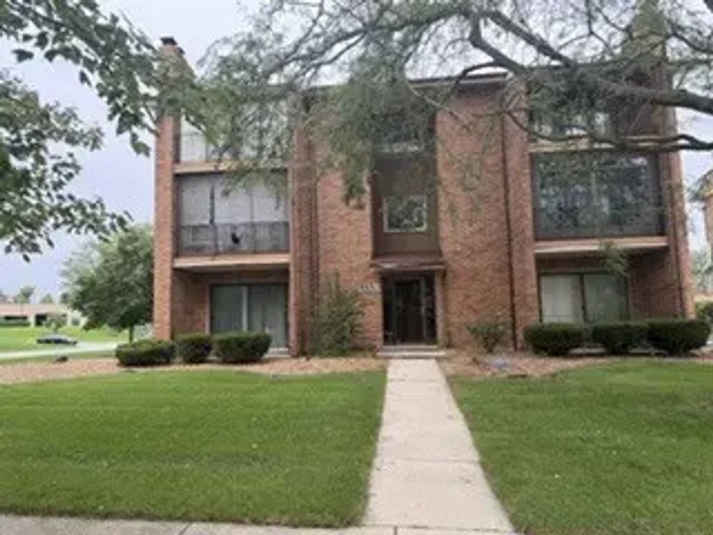 9950 Treetop Drive 1w, Orland Park