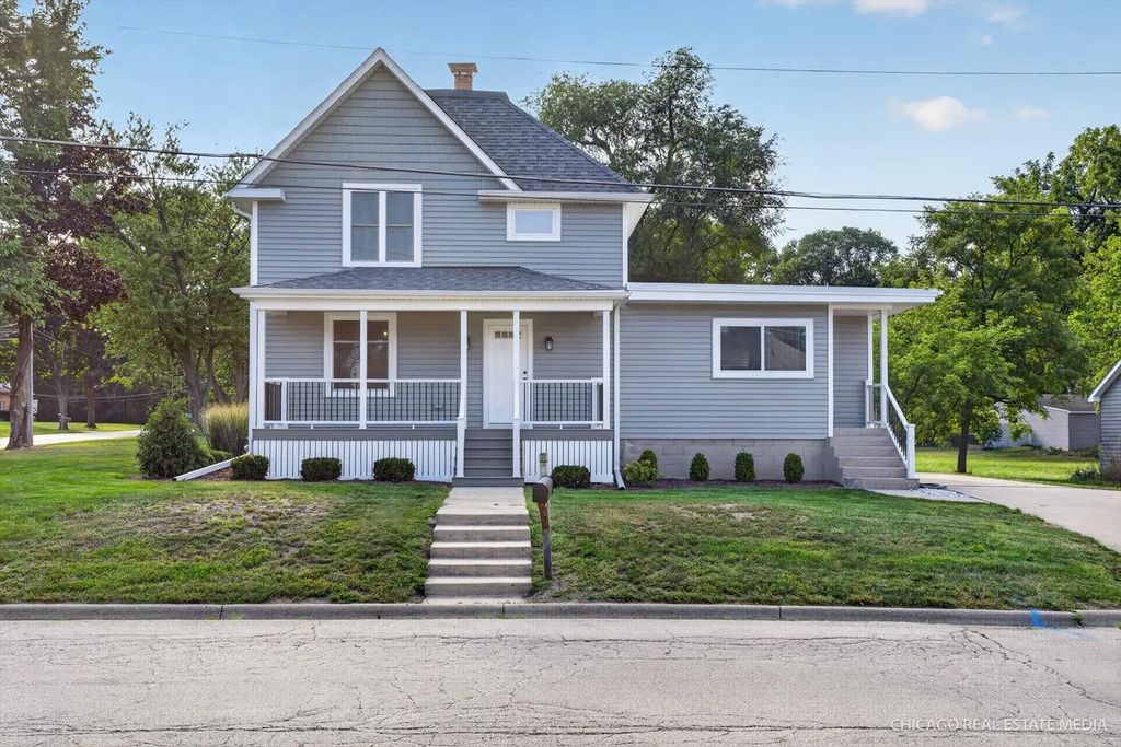 324 Maple Street, Marengo
