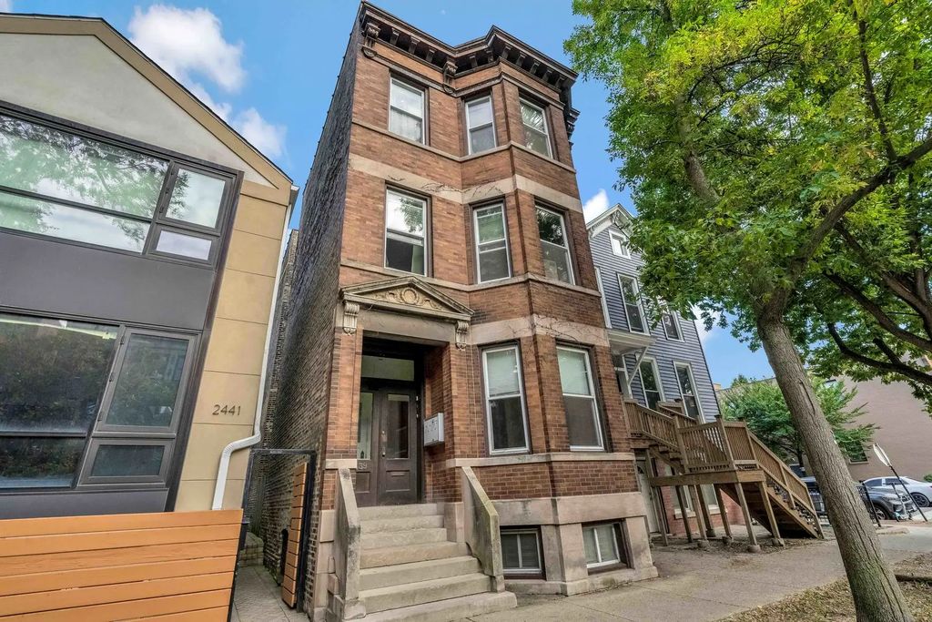 2439 N Seminary Avenue 1, Chicago