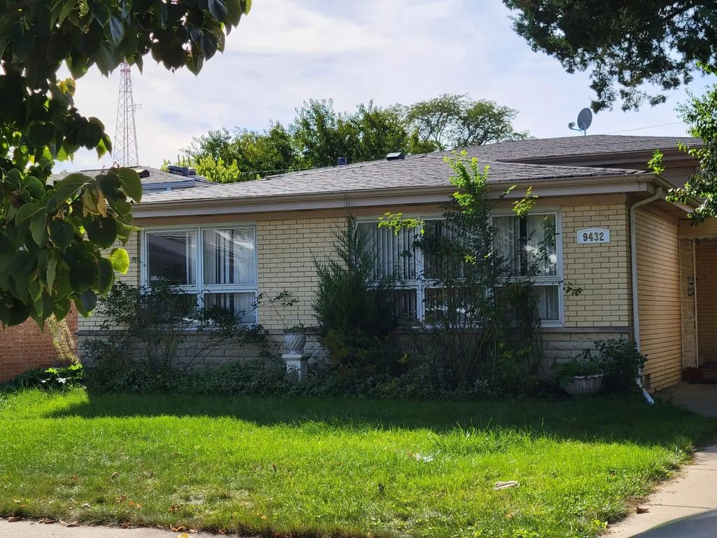 9432 Lavergne Avenue, Skokie