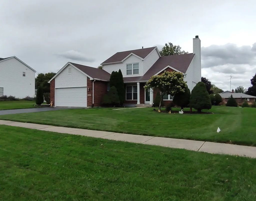 2000 Grandview Trail, Belvidere