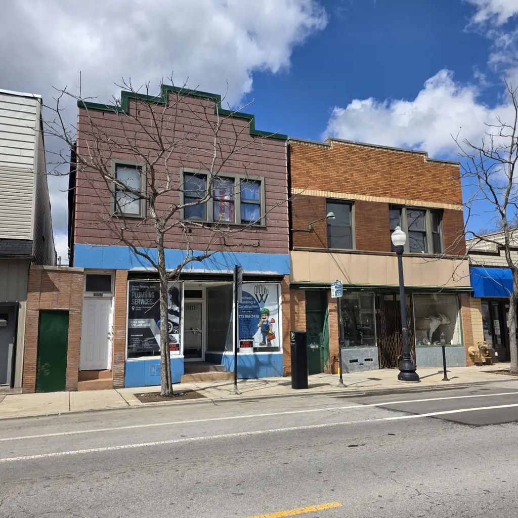 3552 S Halsted Street, Chicago