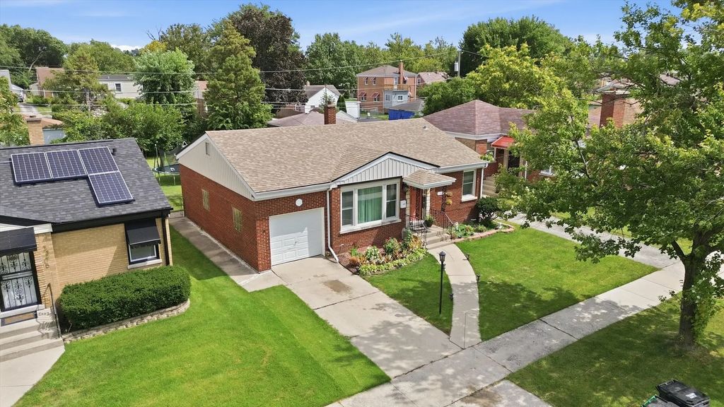 2309 S 23rd Avenue, Broadview