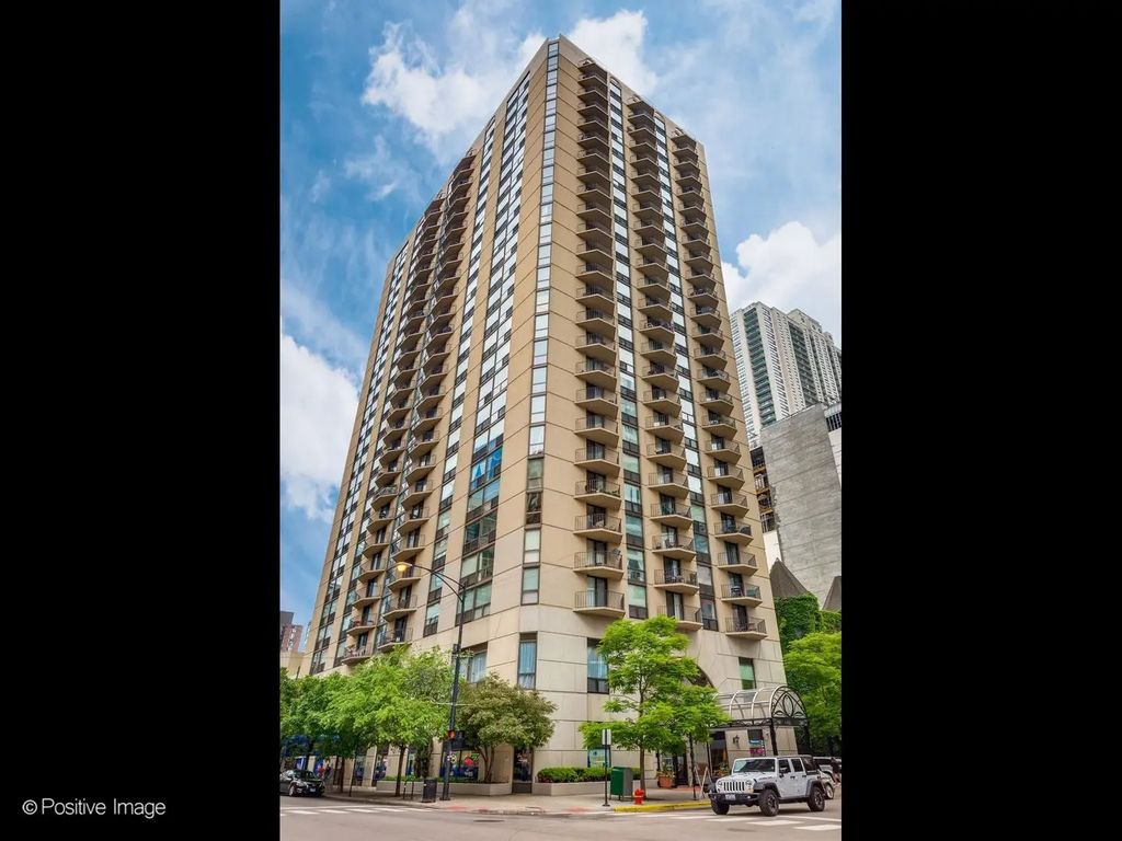 70 W Huron Street 605, Chicago