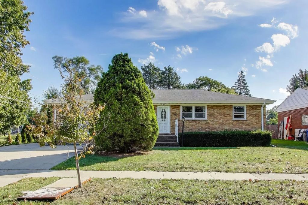 901 S Can Dota Avenue, Mount Prospect