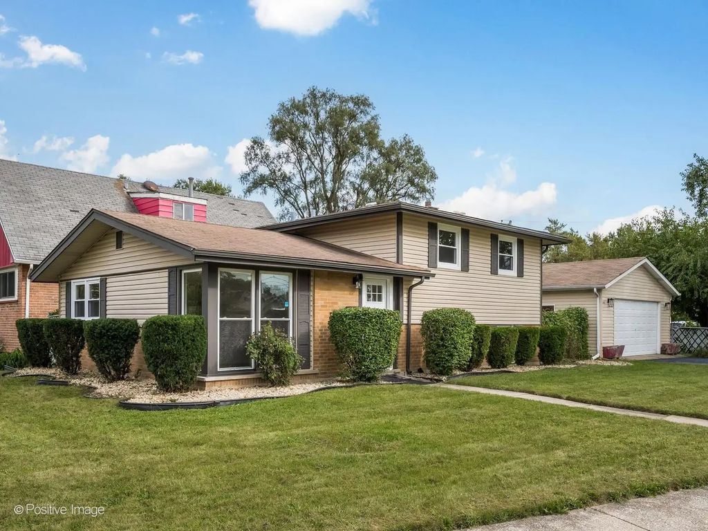 16843 Briargate Drive, Country Club Hills