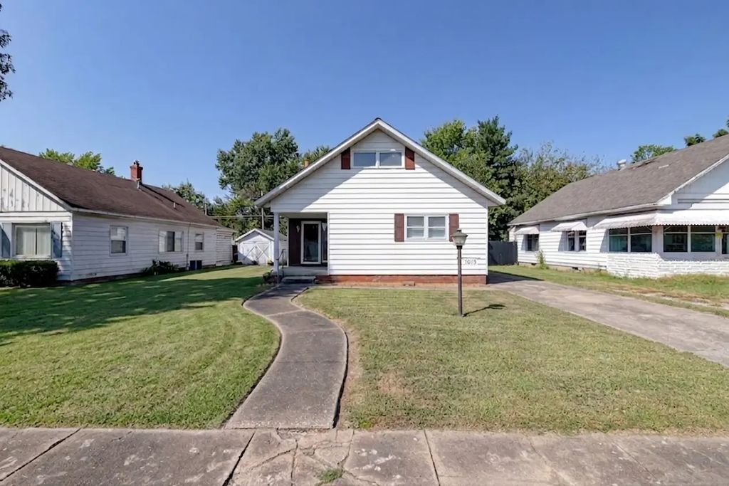 1013 N 12th Street, Herrin