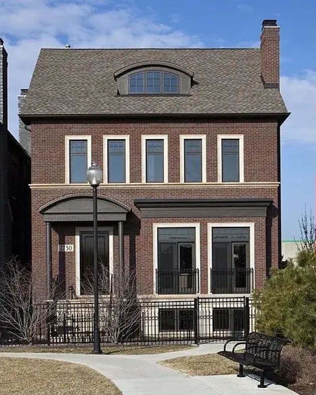 2730 N Hartland Court, Chicago