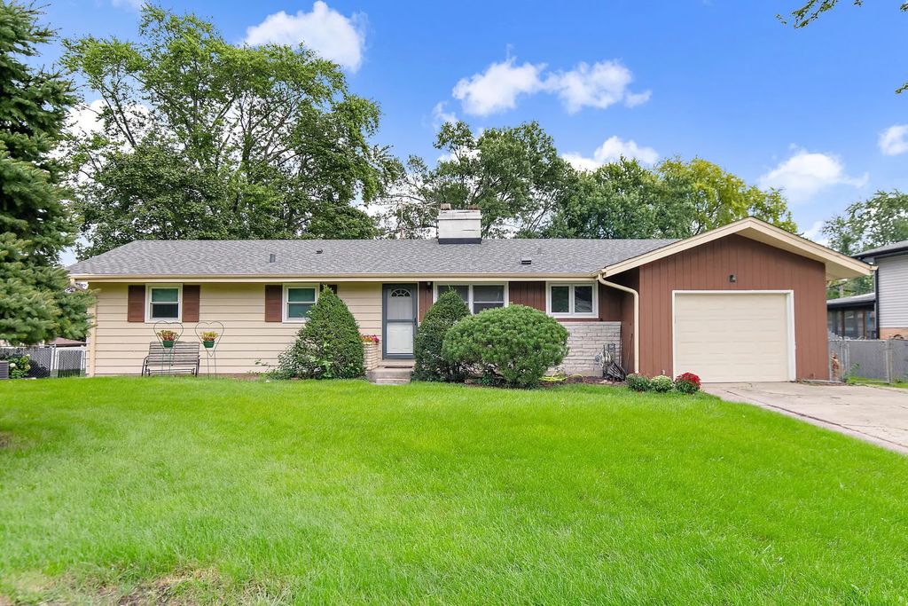 443 Glendale Road, Roselle