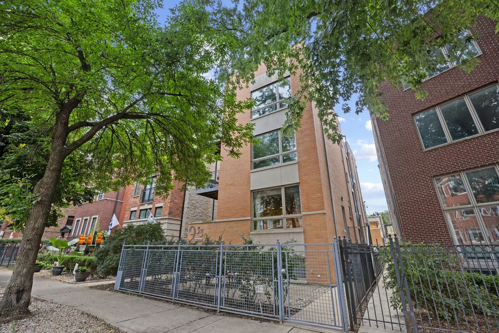 933 W George Street 1n, Chicago
