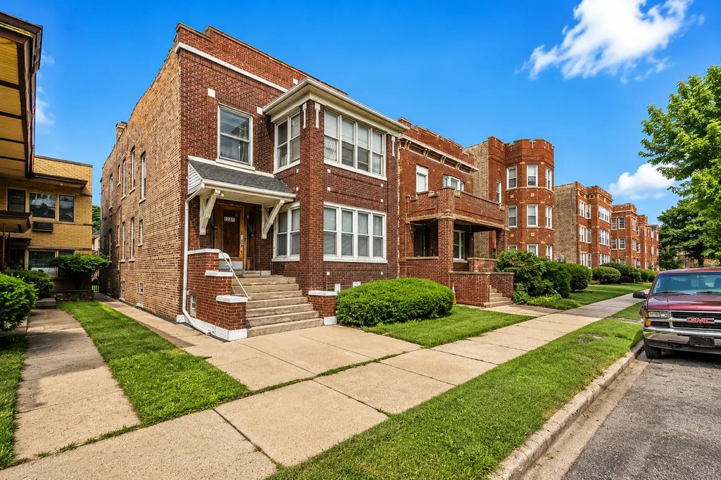 11221 S King Drive, Chicago
